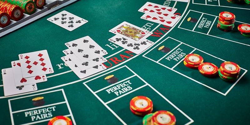 Cách chơi game bài BlackJack đơn giản tại nhà cái King88